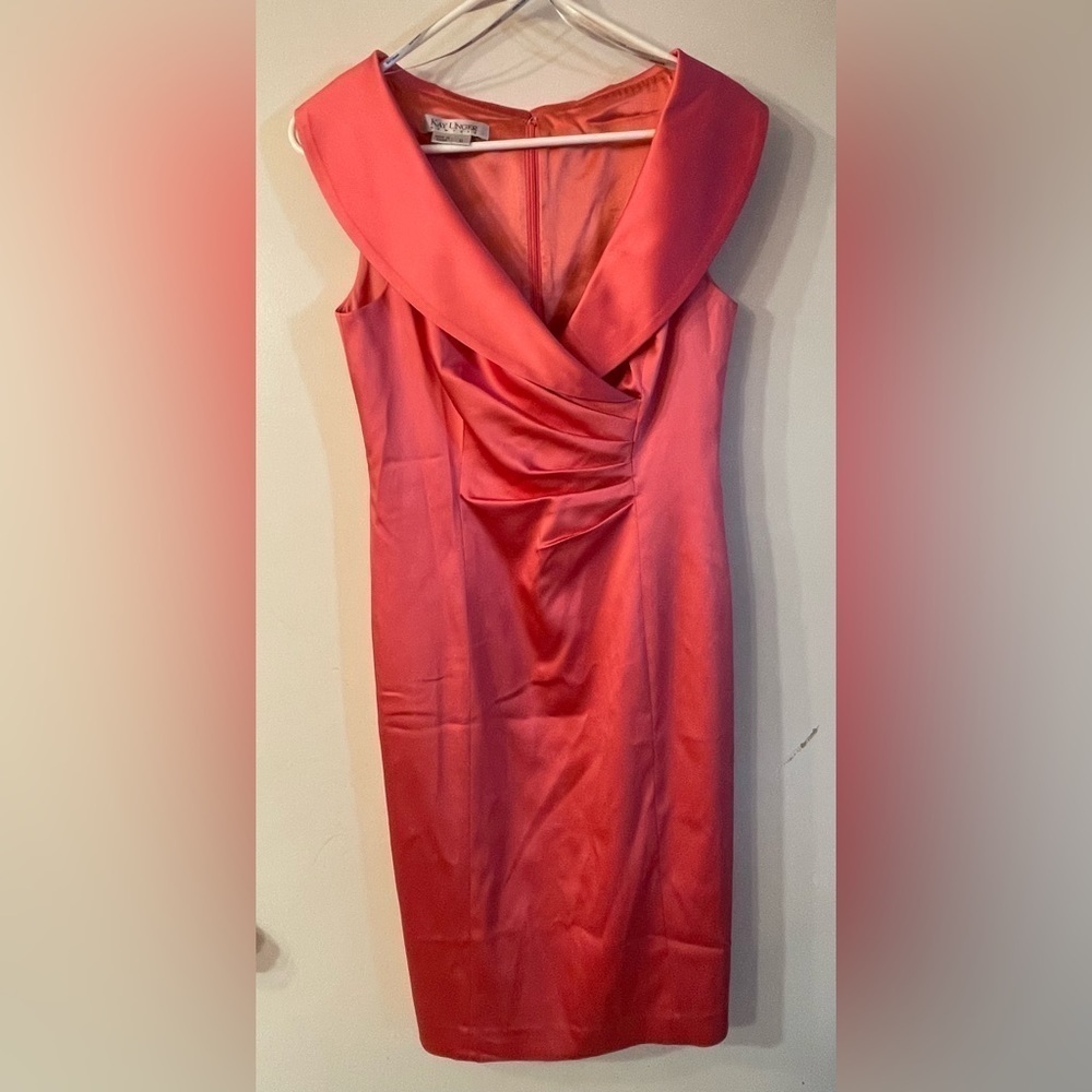 Kay Unger portrait collar stretch satin sheath dress - Picture 2 of 5
